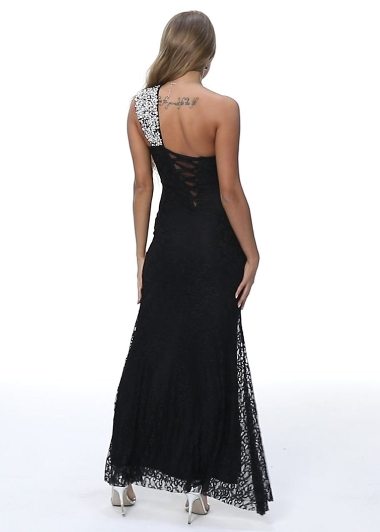Exclusive - Lace & Sequins